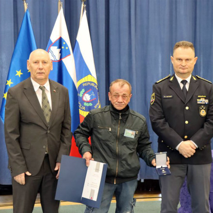 Đigi, medalja za požrtvovalnost, Klopca pod svobodnim soncem, Jean Nikolič & Rok Pibernik