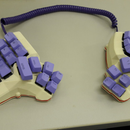 Dactyl manuform keyboard