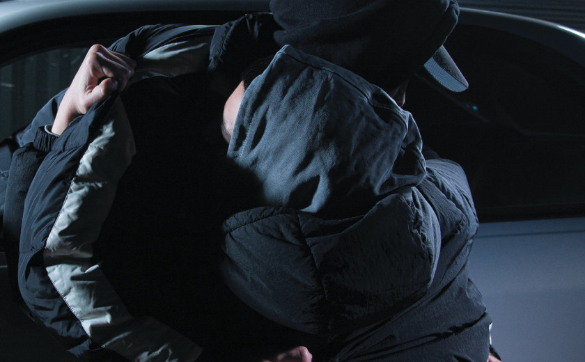 Iceboy Violet, Nueen – Closer