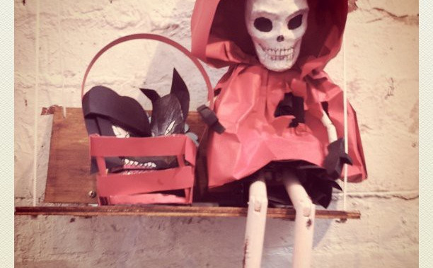 rdeča kapica je skoprnela